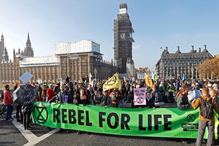 Thousands Block Roads in Extinction Rebellion Protests across London
